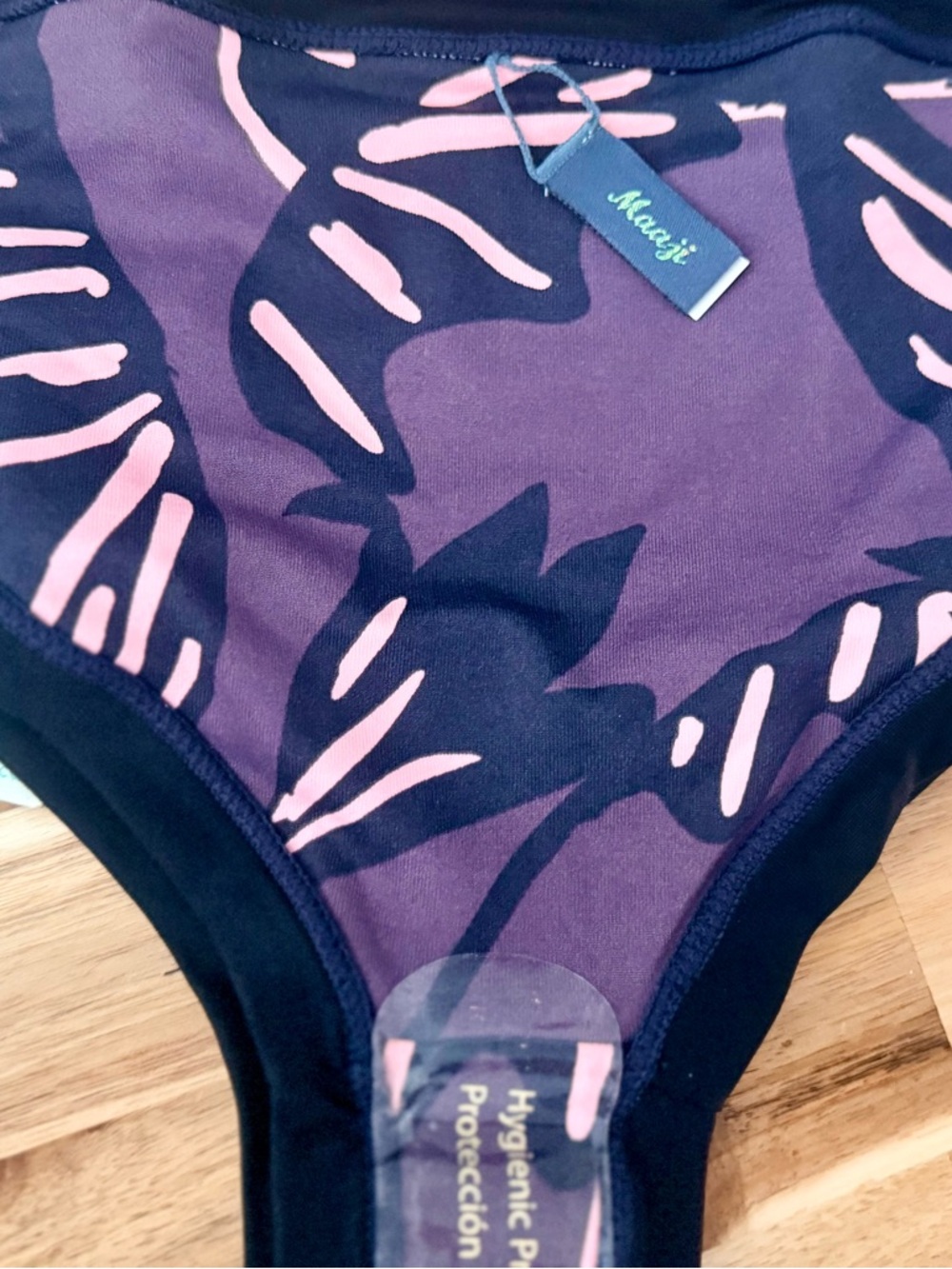 NWT Maaji Reversible Bikini Bottoms MIDNIGHT CARNIVAL Sz.L - Picture 7 of 8